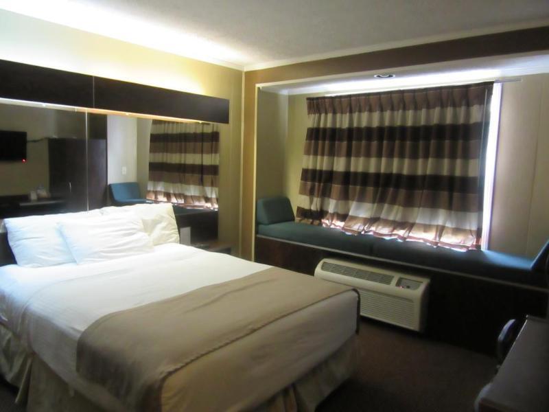 Microtel Inn & Suites By Wyndham Columbia Fort Jackson N Zewnętrze zdjęcie